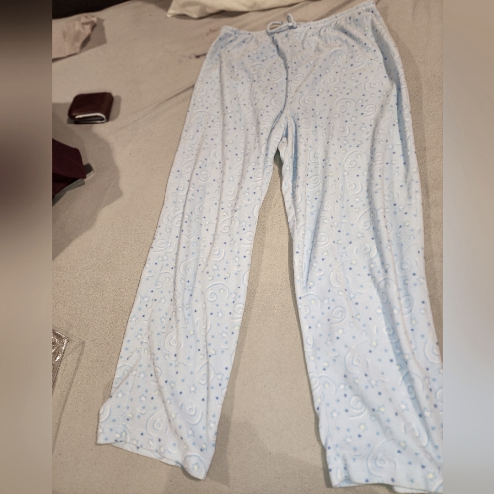 Baby blue large leggings that wear like pajamas bottoms